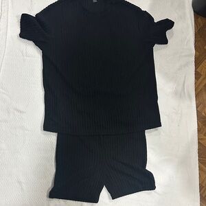 Maternity small Black Ribbed T-Shirt and Shorts Set